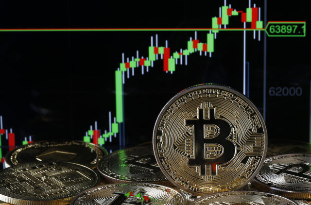 Bitcoin dự đoán giá sẽ tăng lên 55.000 đô la Nhà phân tích và nhà giao dịch có những suy nghĩ gì?